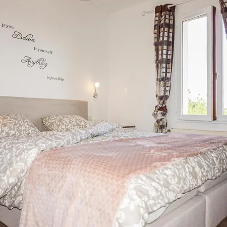 Ferienhaus Awesome In Carcassonne